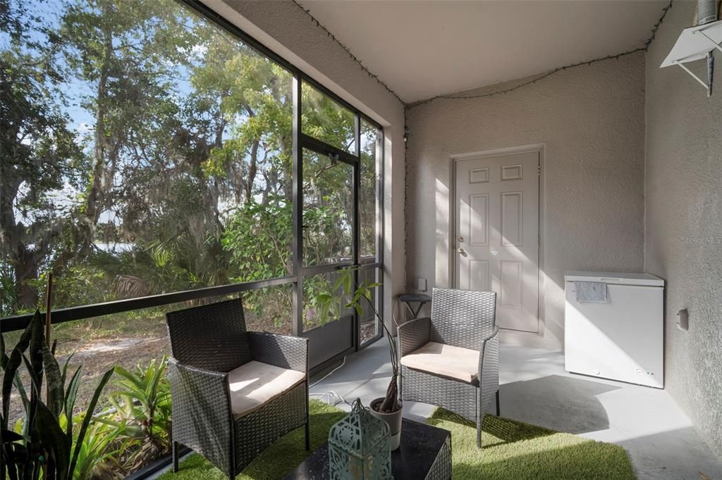 For Sale: $294,900 (3 beds, 2 baths, 1928 Square Feet)