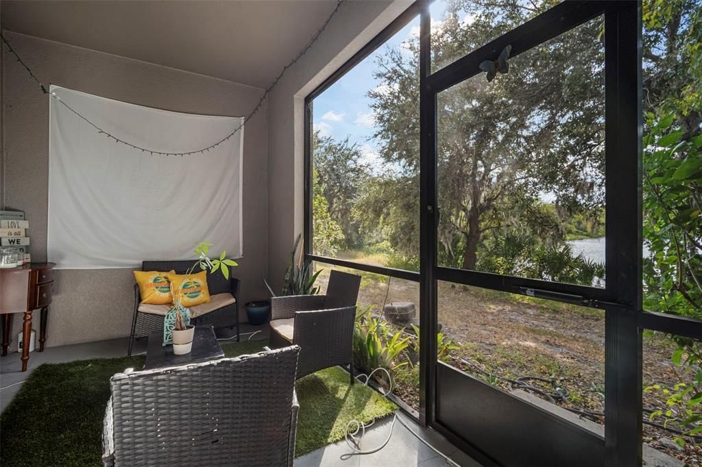 For Sale: $294,900 (3 beds, 2 baths, 1928 Square Feet)