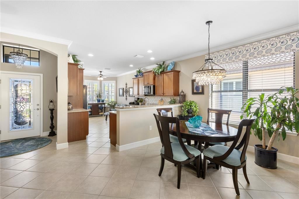 待售: $459,000 (2 贝兹, 2 浴室, 1730 平方英尺)