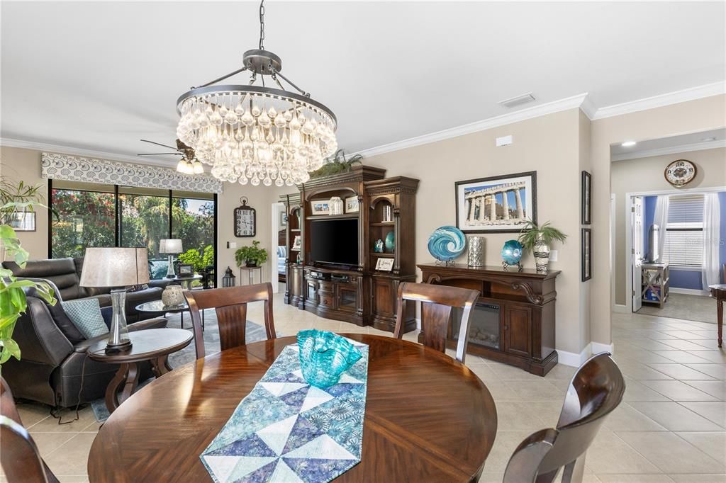 待售: $459,000 (2 贝兹, 2 浴室, 1730 平方英尺)