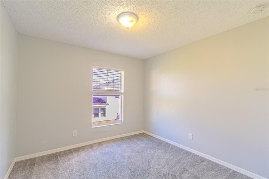 For Sale: $317,500 (3 beds, 2 baths, 1725 Square Feet)