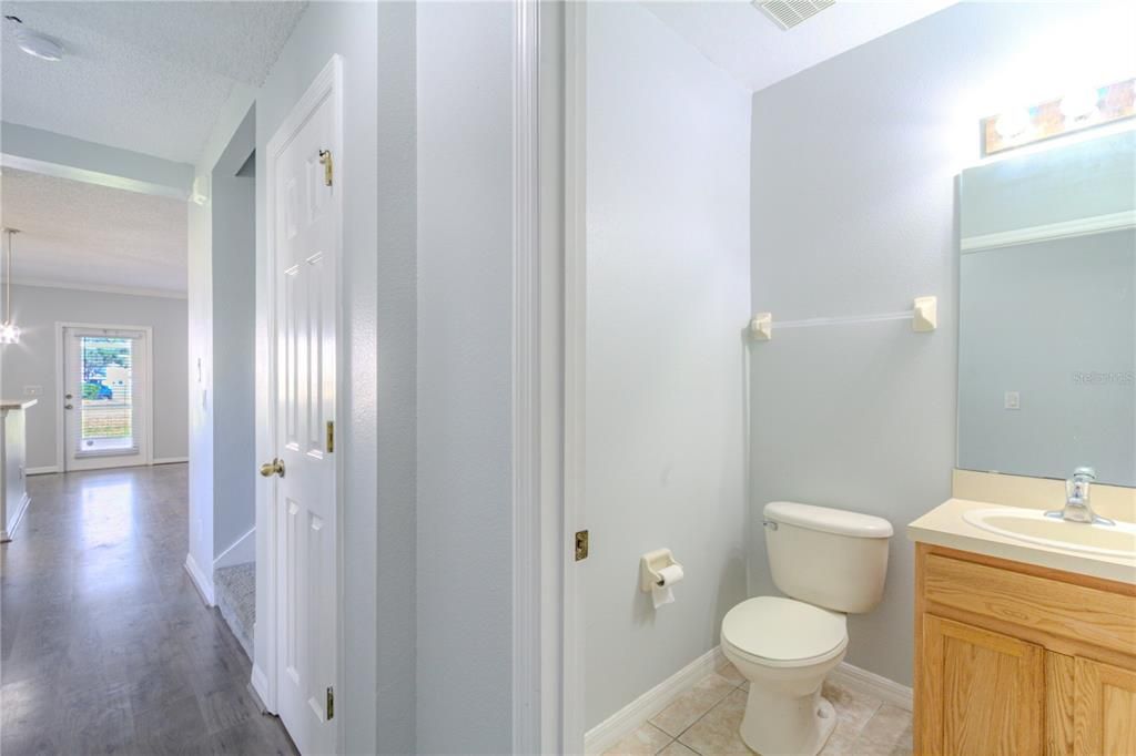 For Sale: $317,500 (3 beds, 2 baths, 1725 Square Feet)