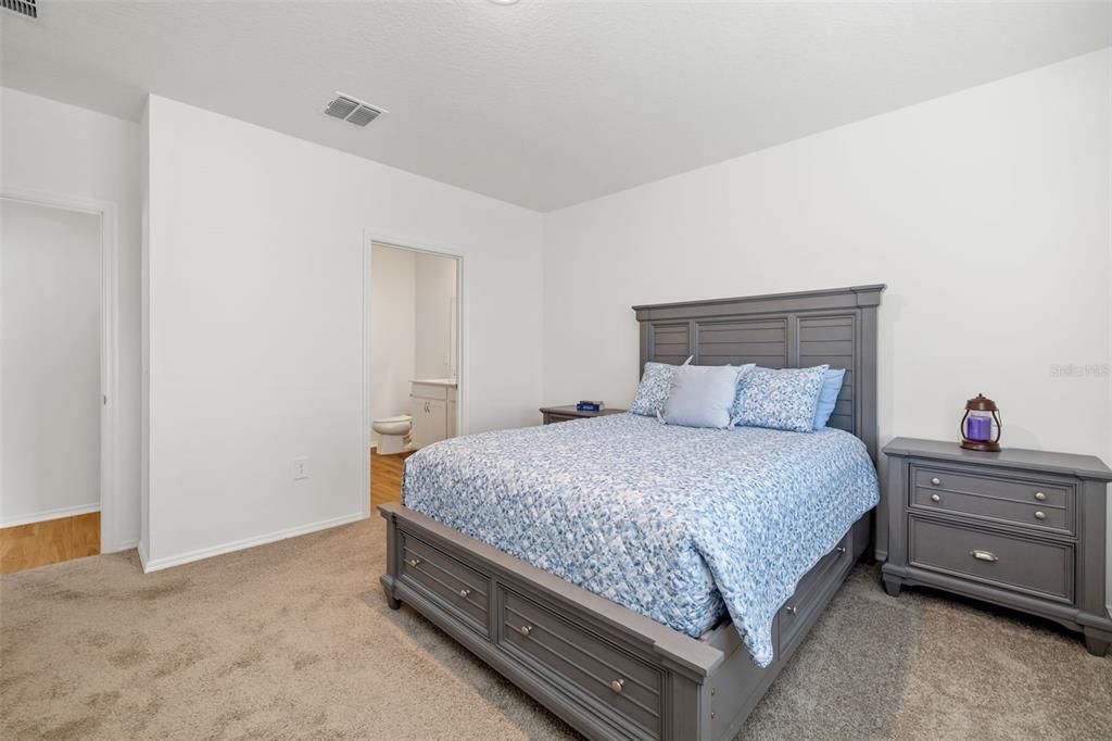 En Venta: $324,000 (3 camas, 2 baños, 1405 Pies cuadrados)