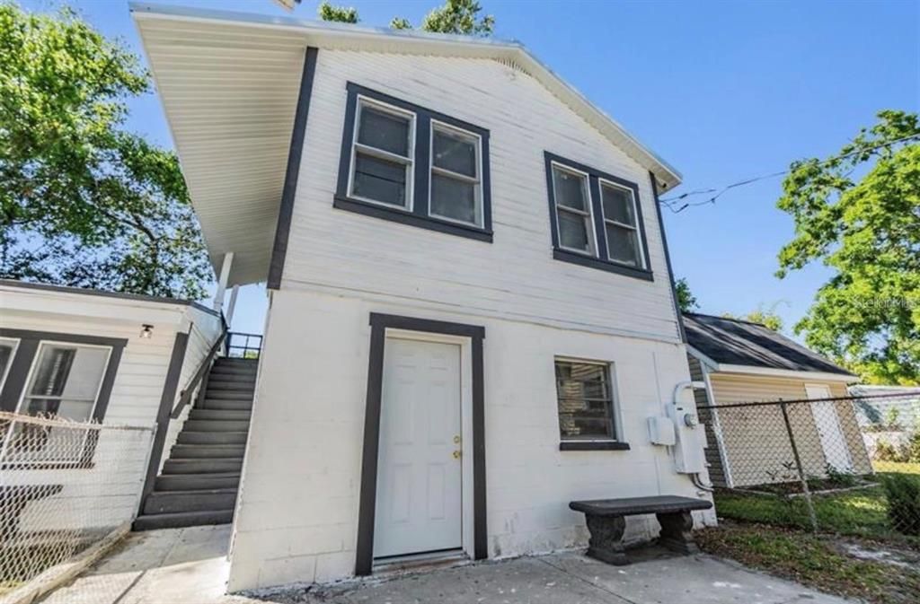 For Rent: $1,350 (1 beds, 1 baths, 585 Square Feet)