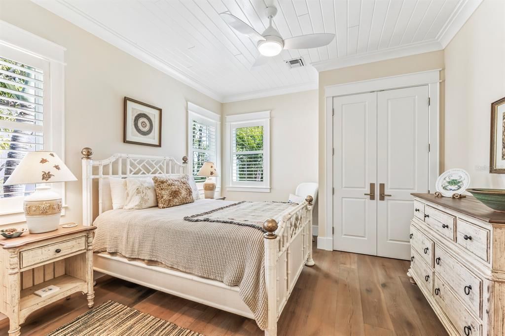 En Venta: $9,900,000 (4 camas, 5 baños, 4540 Pies cuadrados)