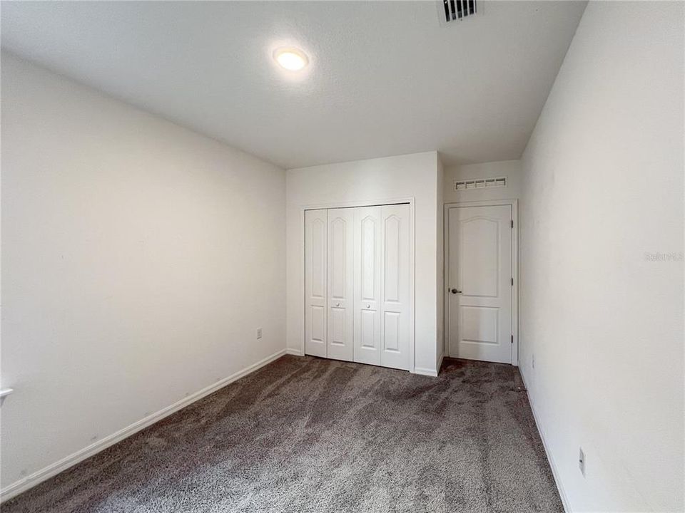 待售: $385,000 (5 贝兹, 3 浴室, 3138 平方英尺)