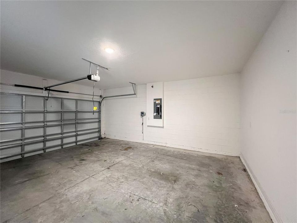 待售: $385,000 (5 贝兹, 3 浴室, 3138 平方英尺)