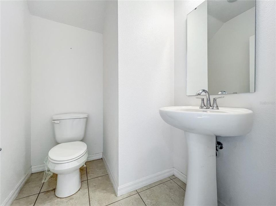 待售: $385,000 (5 贝兹, 3 浴室, 3138 平方英尺)