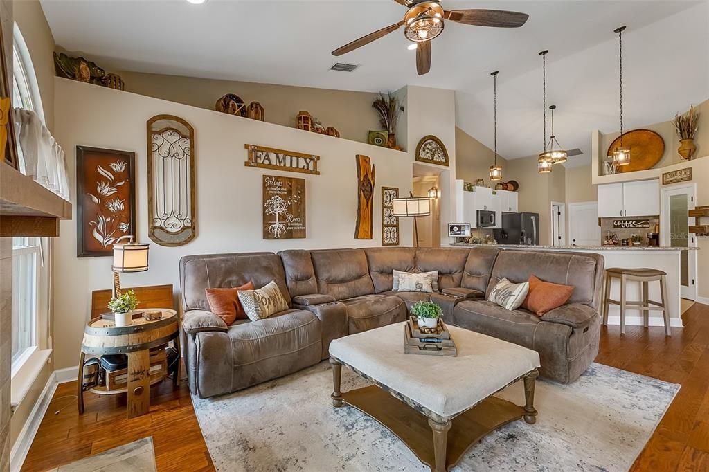 For Sale: $1,049,900 (3 beds, 4 baths, 2258 Square Feet)