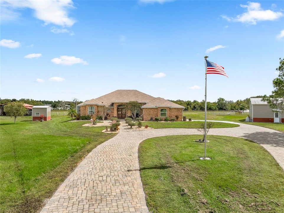 For Sale: $1,049,900 (3 beds, 4 baths, 2258 Square Feet)