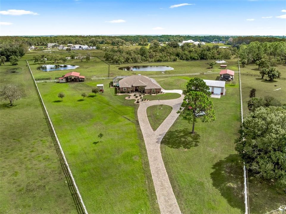 For Sale: $1,049,900 (3 beds, 4 baths, 2258 Square Feet)