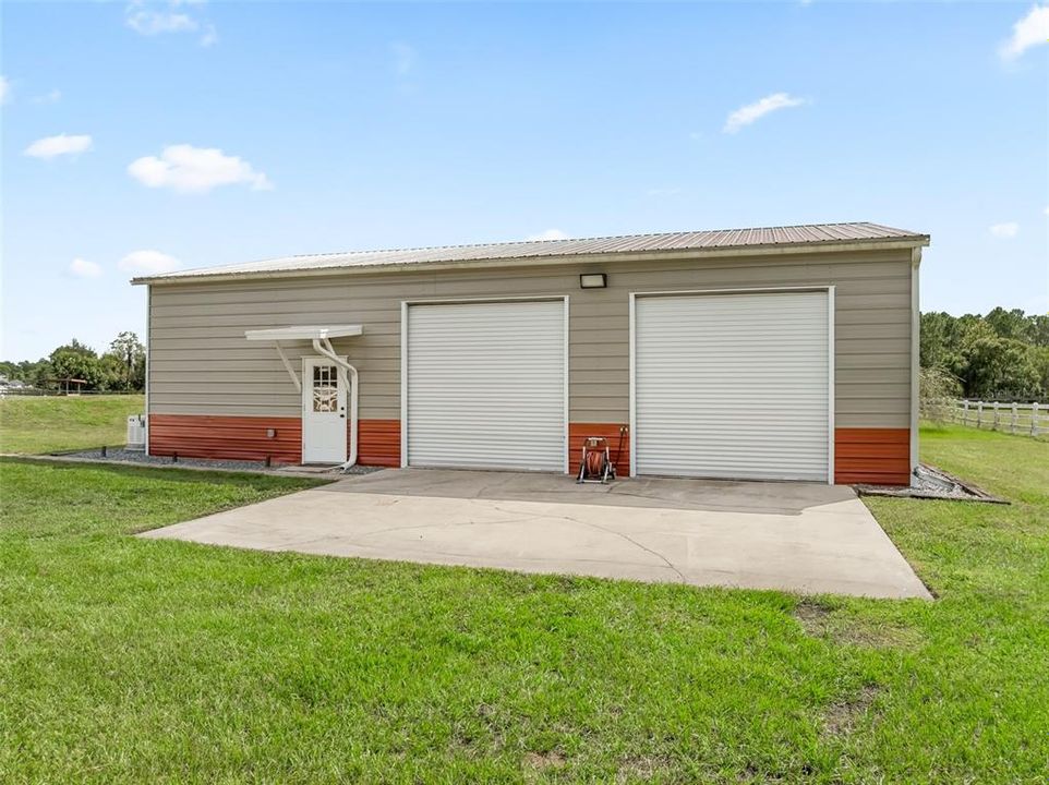 For Sale: $1,049,900 (3 beds, 4 baths, 2258 Square Feet)