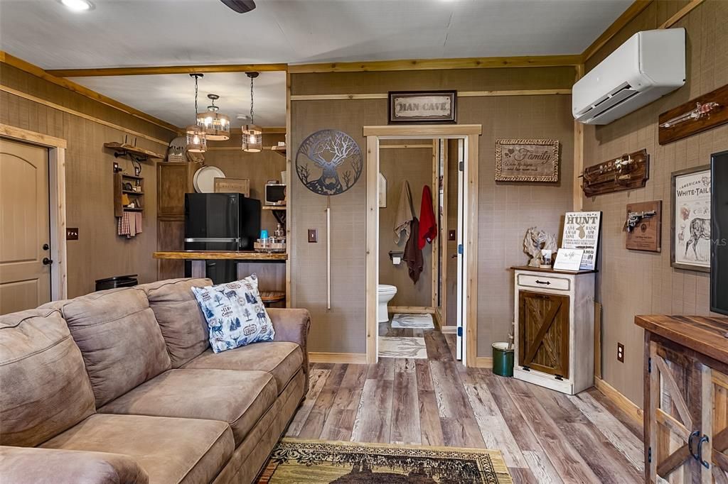 For Sale: $1,049,900 (3 beds, 4 baths, 2258 Square Feet)