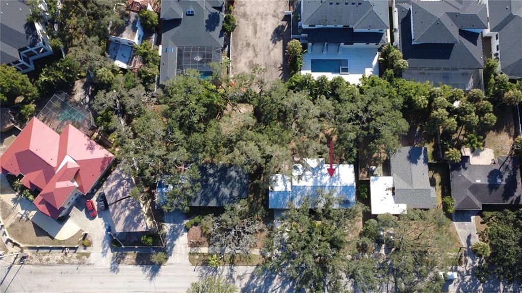 For Sale: $890,000 (3 beds, 2 baths, 1852 Square Feet)