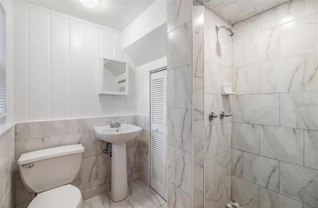 For Rent: $1,100 (0 beds, 1 baths, 500 Square Feet)