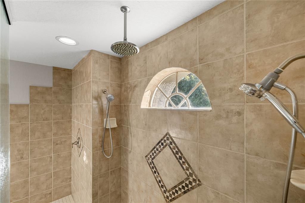 На продажу: $599,000 (4 спален, 3 ванн, 3441 Квадратных фут)