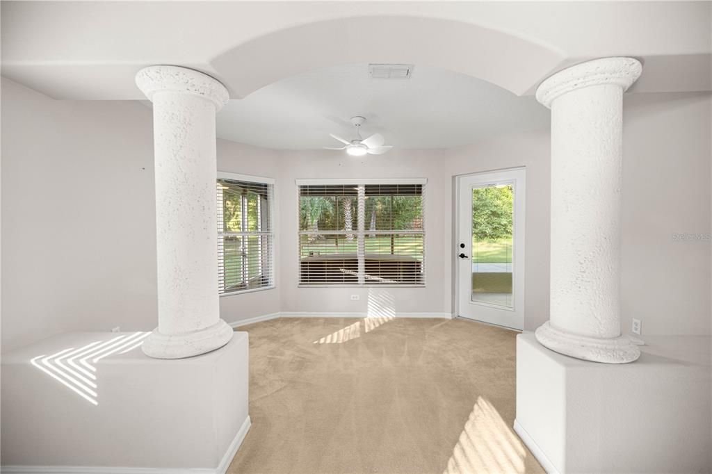 На продажу: $599,000 (4 спален, 3 ванн, 3441 Квадратных фут)