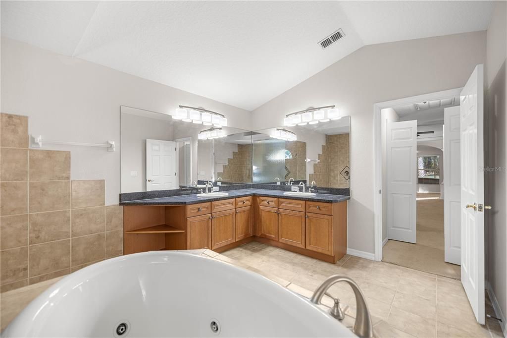 На продажу: $599,000 (4 спален, 3 ванн, 3441 Квадратных фут)