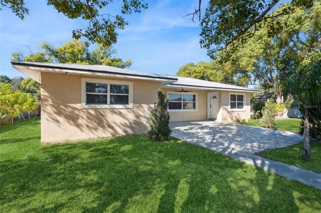 For Sale: $319,900 (3 beds, 1 baths, 1552 Square Feet)