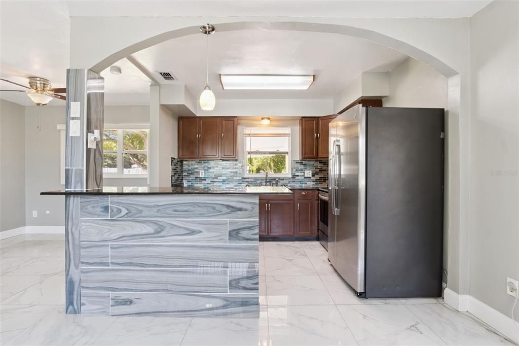 For Sale: $319,900 (3 beds, 1 baths, 1552 Square Feet)