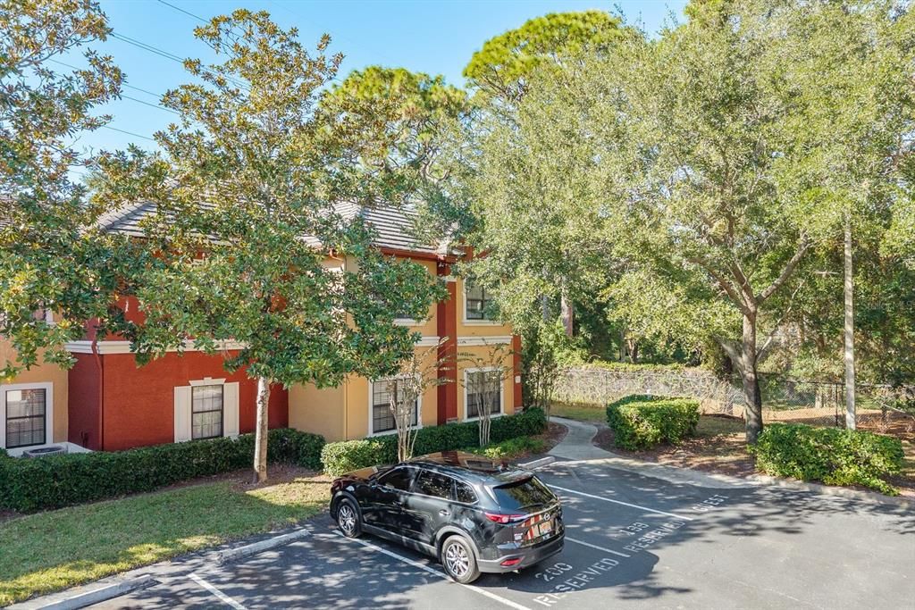 Activo con contrato: $2,200 (3 camas, 2 baños, 1510 Pies cuadrados)