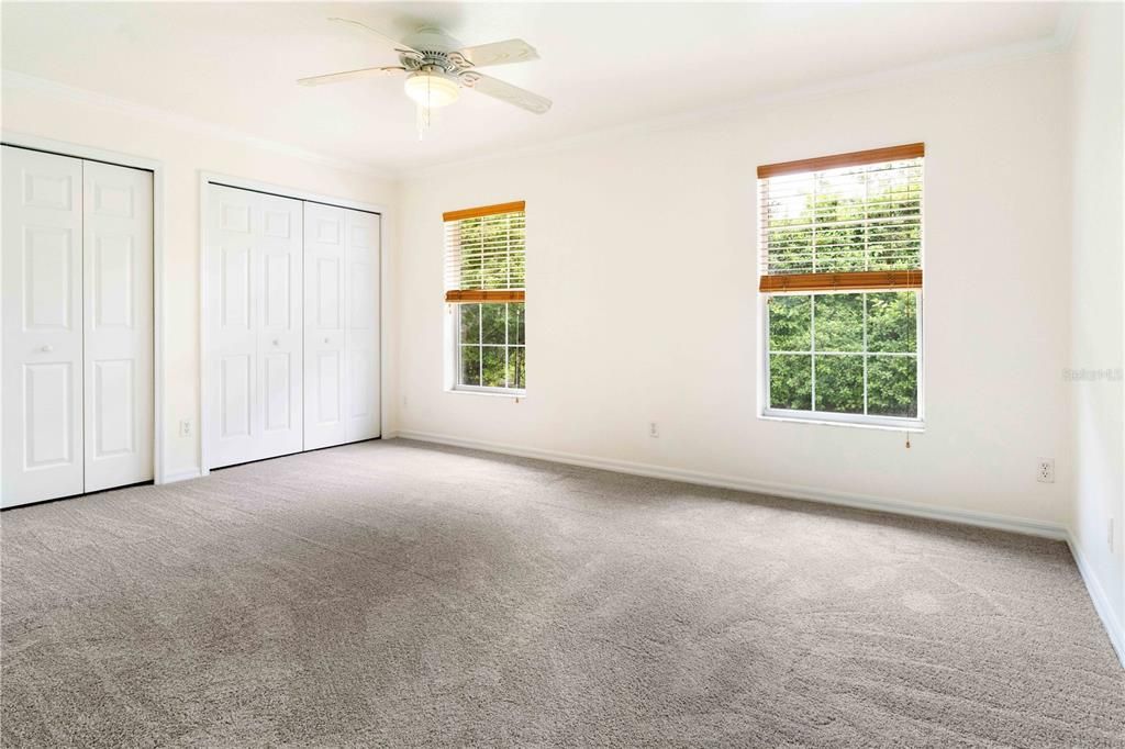 Activo con contrato: $615,000 (4 camas, 3 baños, 3112 Pies cuadrados)