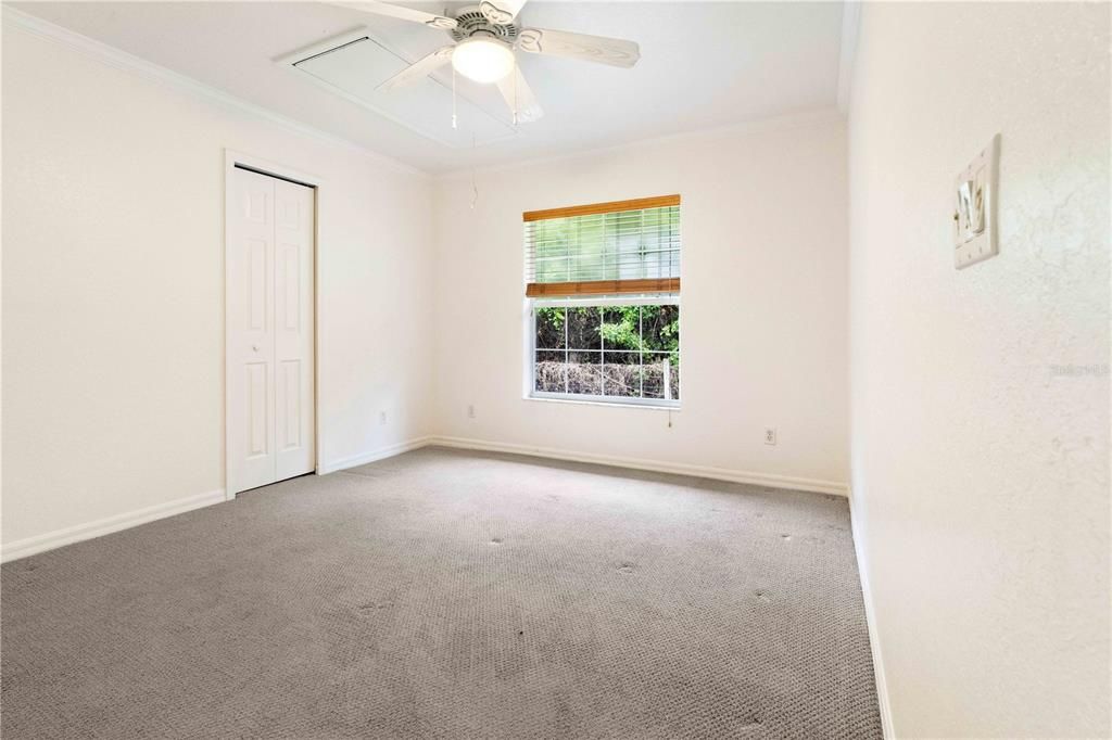 Activo con contrato: $615,000 (4 camas, 3 baños, 3112 Pies cuadrados)