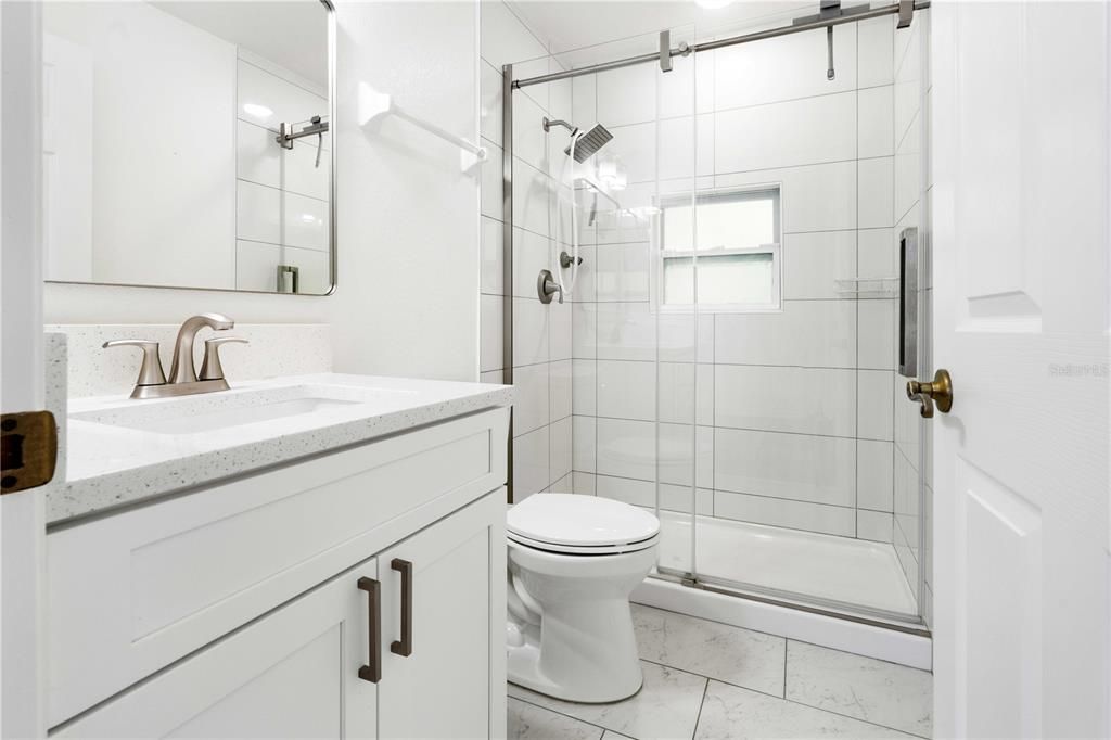 Activo con contrato: $615,000 (4 camas, 3 baños, 3112 Pies cuadrados)