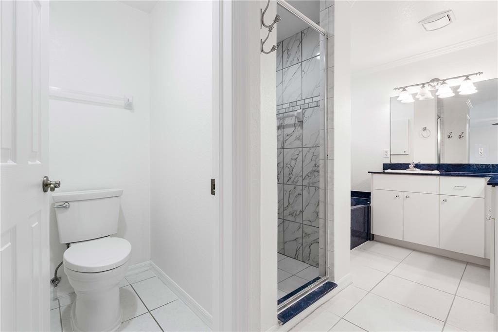 Activo con contrato: $615,000 (4 camas, 3 baños, 3112 Pies cuadrados)