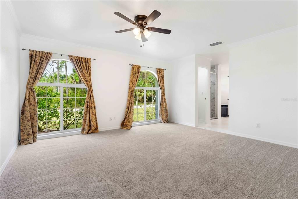 Activo con contrato: $615,000 (4 camas, 3 baños, 3112 Pies cuadrados)