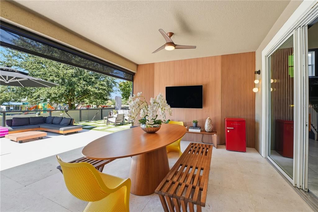 For Sale: $1,090,000 (5 beds, 4 baths, 4478 Square Feet)