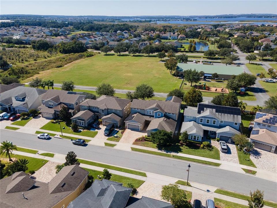 For Sale: $1,090,000 (5 beds, 4 baths, 4478 Square Feet)