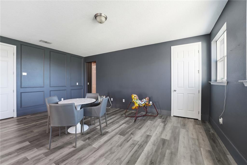 For Sale: $1,090,000 (5 beds, 4 baths, 4478 Square Feet)