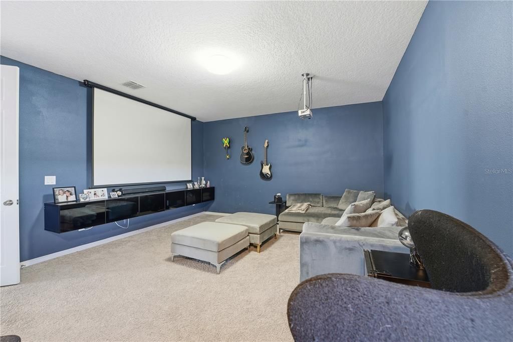 For Sale: $1,090,000 (5 beds, 4 baths, 4478 Square Feet)