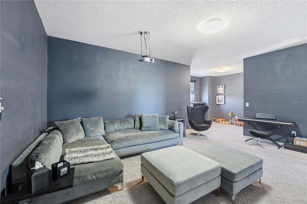 For Sale: $1,090,000 (5 beds, 4 baths, 4478 Square Feet)