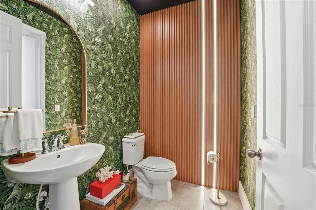 For Sale: $1,090,000 (5 beds, 4 baths, 4478 Square Feet)