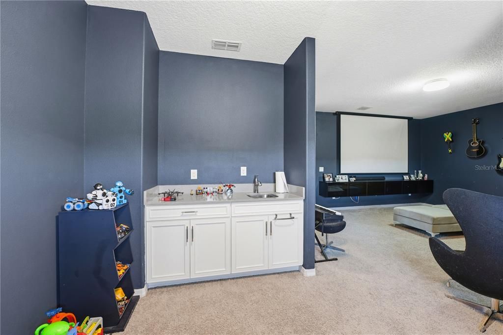 For Sale: $1,090,000 (5 beds, 4 baths, 4478 Square Feet)