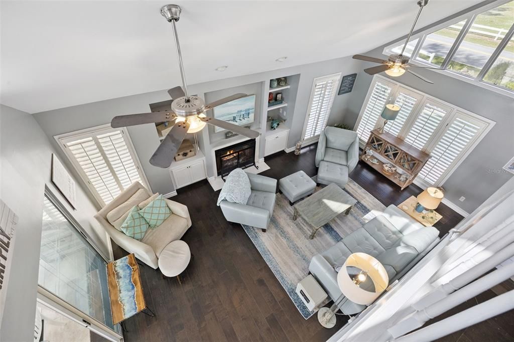 合同活跃: $895,000 (3 贝兹, 2 浴室, 2172 平方英尺)