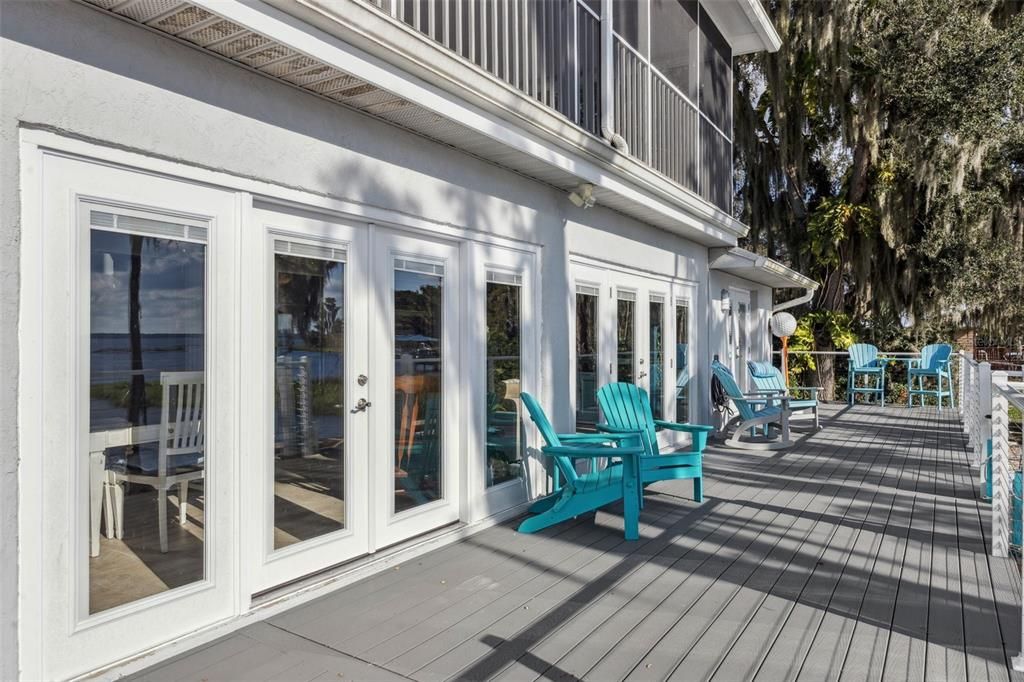 合同活跃: $895,000 (3 贝兹, 2 浴室, 2172 平方英尺)