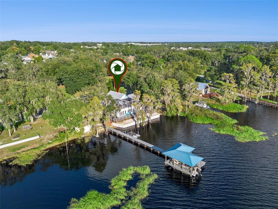 合同活跃: $895,000 (3 贝兹, 2 浴室, 2172 平方英尺)