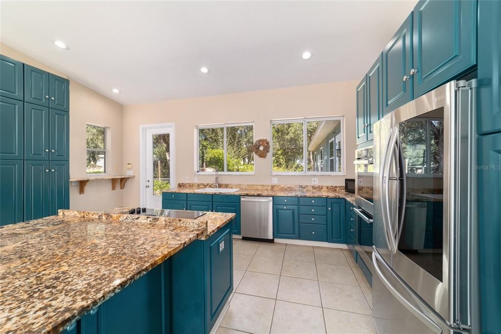 待售: $1,250,000 (5 贝兹, 4 浴室, 5357 平方英尺)