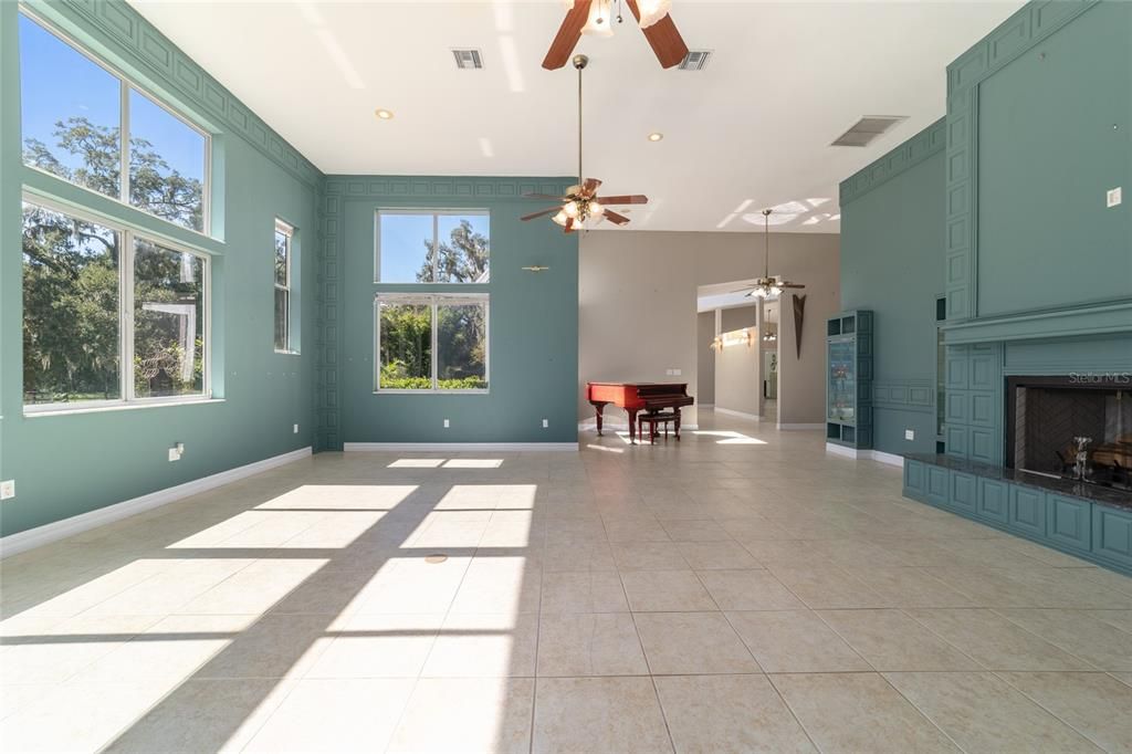 待售: $1,250,000 (5 贝兹, 4 浴室, 5357 平方英尺)