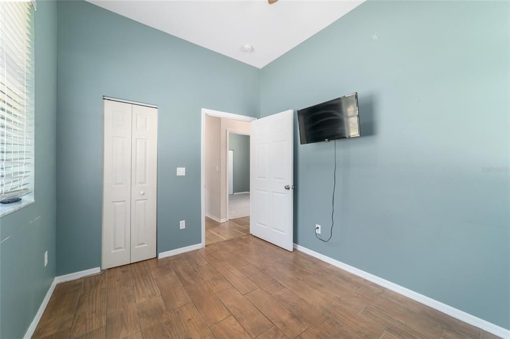 待售: $1,250,000 (5 贝兹, 4 浴室, 5357 平方英尺)