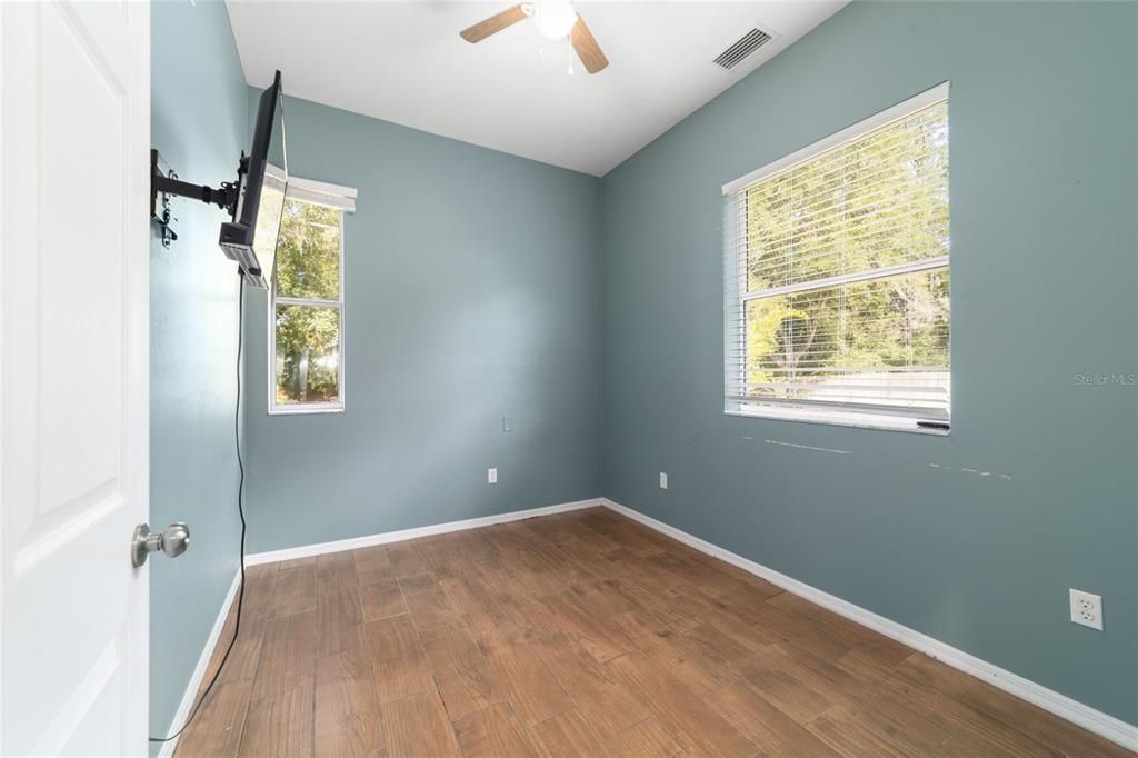 待售: $1,250,000 (5 贝兹, 4 浴室, 5357 平方英尺)