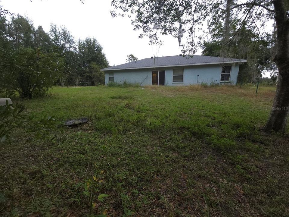 Active With Contract: $180,000 (3 beds, 2 baths, 1690 Square Feet)