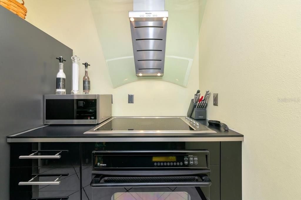 待售: $309,000 (2 贝兹, 2 浴室, 1115 平方英尺)