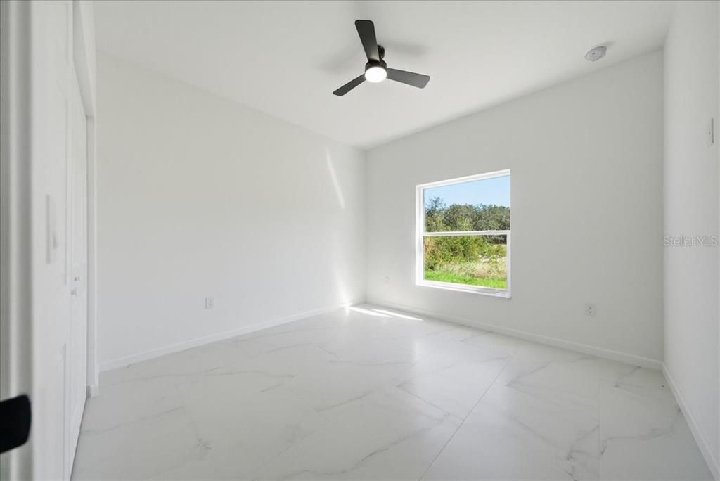 На продажу: $294,900 (3 спален, 2 ванн, 1497 Квадратных фут)