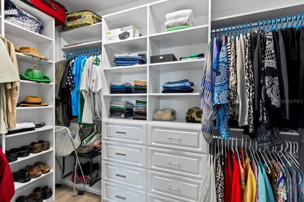 For Sale: $429,900 (2 beds, 2 baths, 1466 Square Feet)