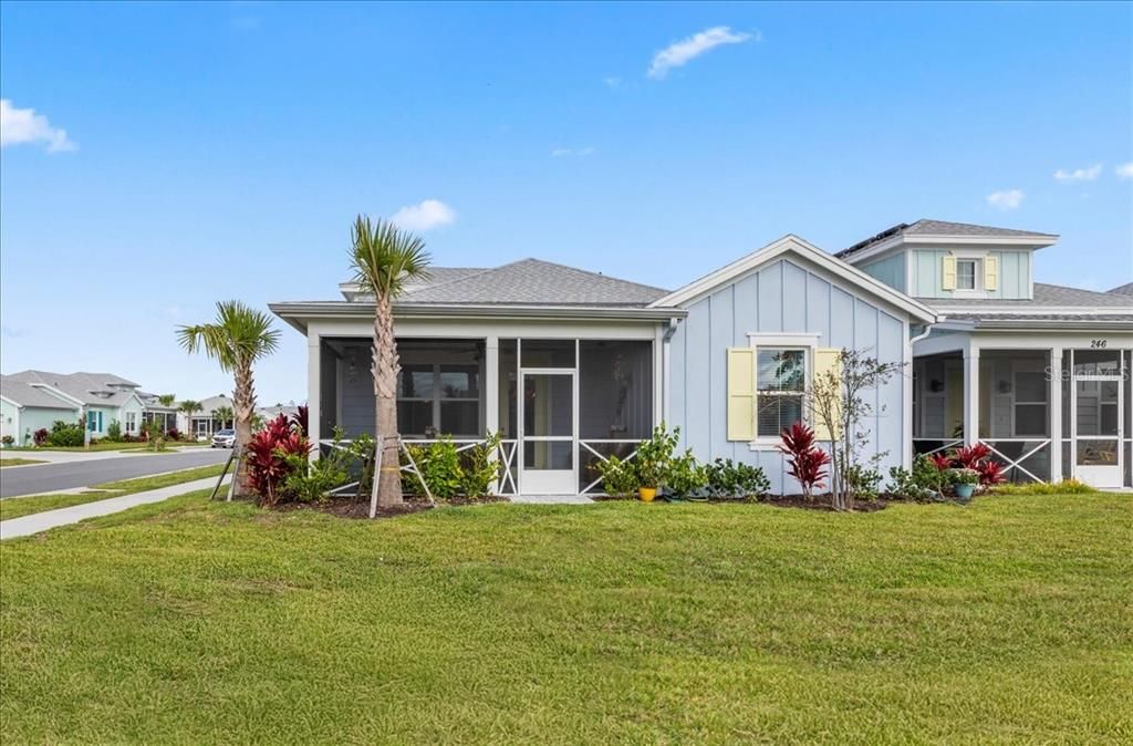 For Sale: $429,900 (2 beds, 2 baths, 1466 Square Feet)