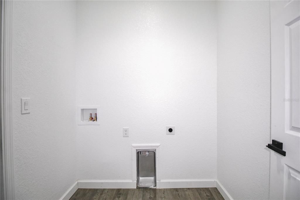 For Sale: $337,900 (3 beds, 2 baths, 1488 Square Feet)